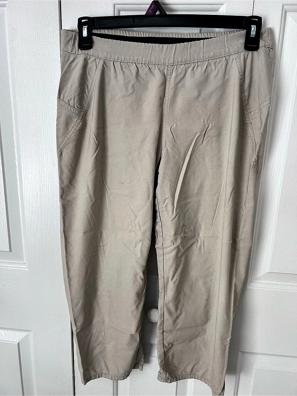 Simply Vera Wang Women's Jogger Pants in Beige Size Medium